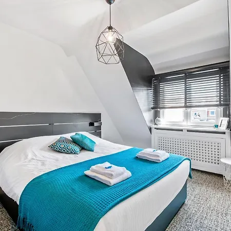 בית נופש Large & Cute Holiday House Near The Center Of